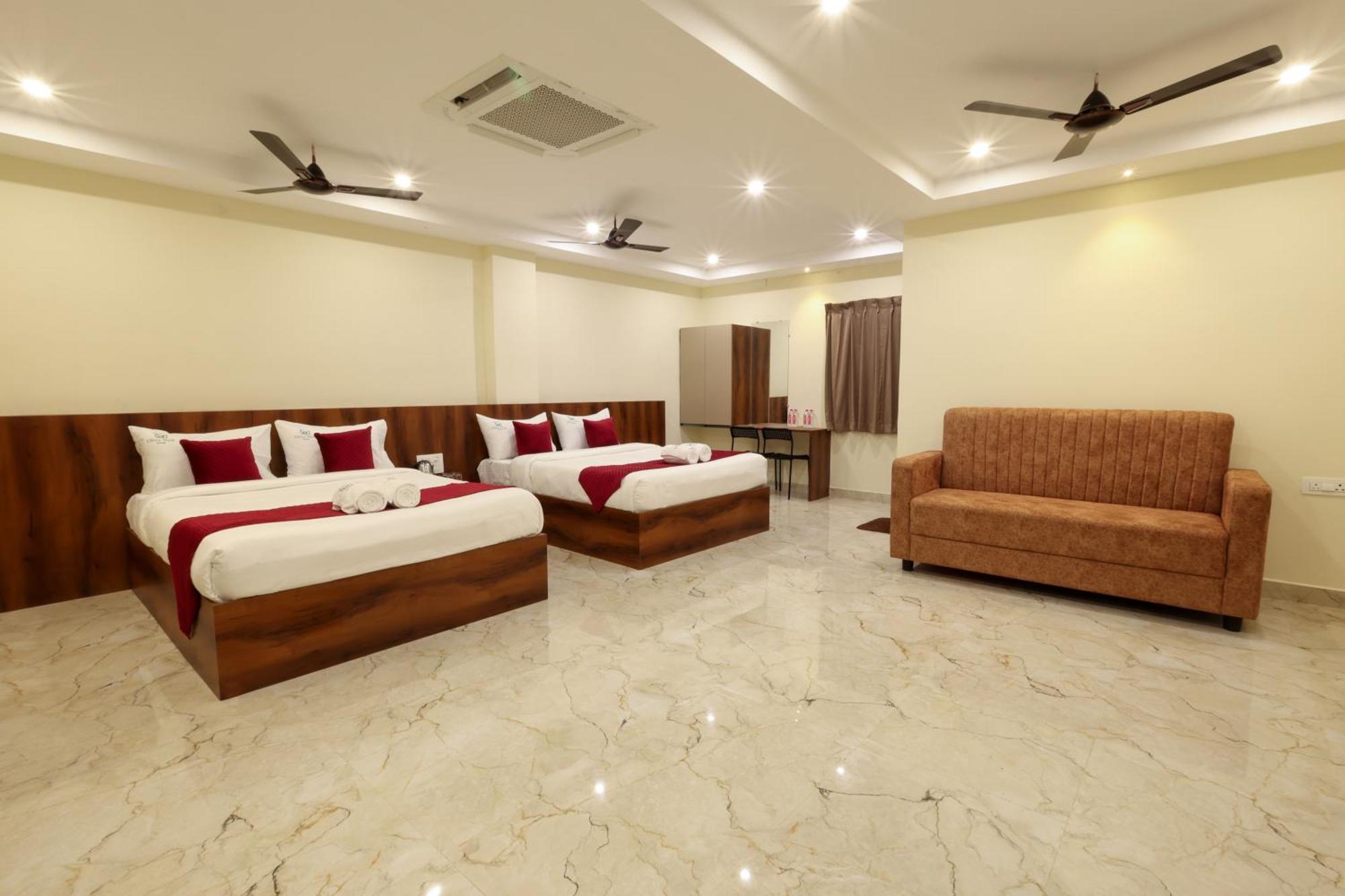 Olive Nest- Tirupati Bus Stand- 300 Meters, Railway Station- 400 Meters Hotell Exteriör bild