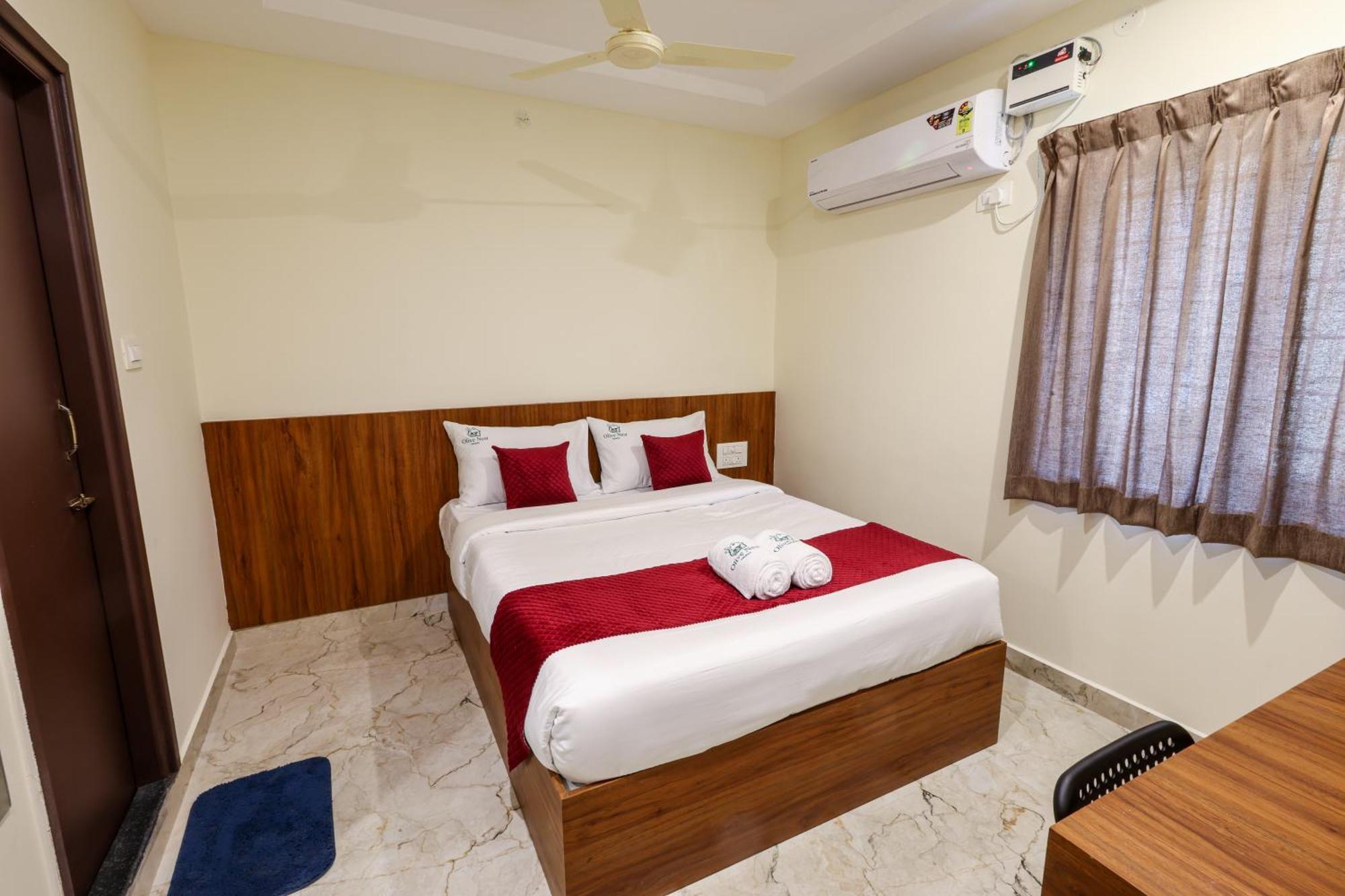 Olive Nest- Tirupati Bus Stand- 300 Meters, Railway Station- 400 Meters Hotell Exteriör bild