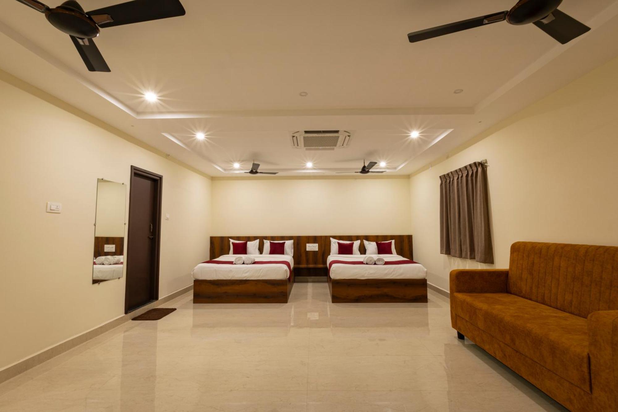 Olive Nest- Tirupati Bus Stand- 300 Meters, Railway Station- 400 Meters Hotell Exteriör bild